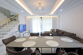 Sanpietro Vacation Villa 009