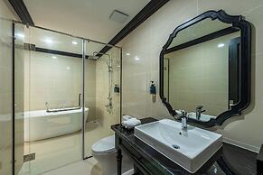Grand Luxury Hotel Ninh Chu