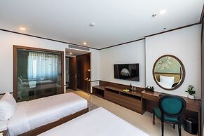 Grand Luxury Hotel Ninh Chu