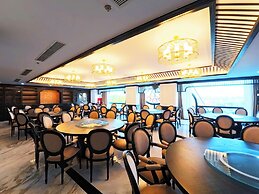 Grand Luxury Hotel Ninh Chu