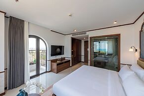 Grand Luxury Hotel Ninh Chu