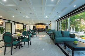Grand Luxury Hotel Ninh Chu