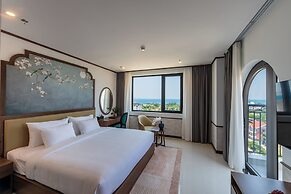 Grand Luxury Hotel Ninh Chu