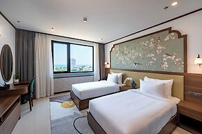 Grand Luxury Hotel Ninh Chu