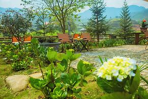 SaPa Village Retreat - Dine & Coffee