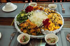 SaPa Village Retreat - Dine & Coffee