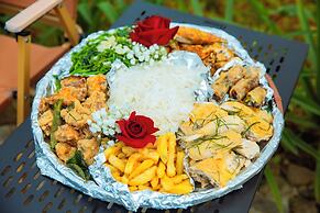 SaPa Village Retreat - Dine & Coffee