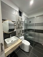 Seven Stars Hotel & Apartment