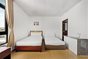 Kis Hotel & Apartment