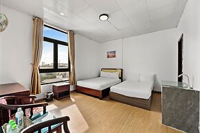 Kis Hotel & Apartment