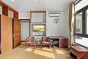 Kis Hotel & Apartment