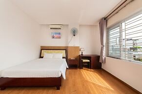 Kis Hotel & Apartment