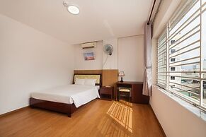 Kis Hotel & Apartment