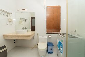 Kis Hotel & Apartment