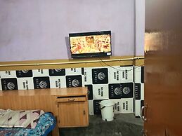 Hotel Tapash By GRB