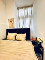 Elegant 5BR Home Ideal for Families