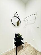 Elegant 5BR Home Ideal for Families