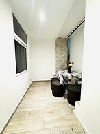 Elegant 5BR Home Ideal for Families