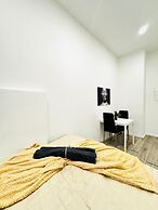 Elegant 5BR Home Ideal for Families