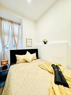 Elegant 5BR Home Ideal for Families