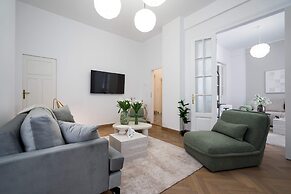 Stunning 3BR - Balcony - Calea Victoriei