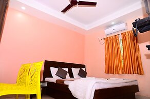 DhamStay Hotel Aradhya Near Beach Puri