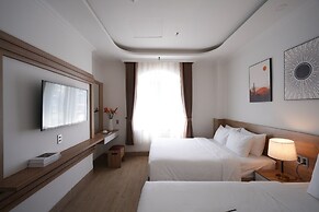 Nature Hotel - Le Dai Hanh
