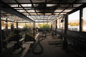 Serai Boutique Hotel