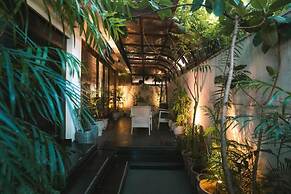 Serai Boutique Hotel