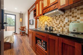 Evelyn Indochine Chic in Central Hanoi