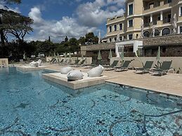 HOTEL LE CHATEAU ROSE