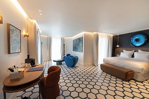 HOTEL LE CHATEAU ROSE