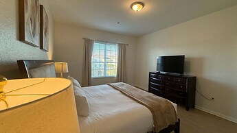 Upstay Newly Renovated Condo Near Epic Universe