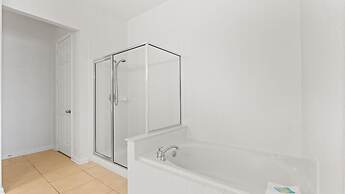 Upstay Newly Renovated Condo Near Epic Universe