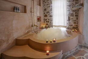 Maya Luxury The Quila Udaipur
