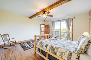 Mountain-view Deck: Group Getaway in Fleetwood