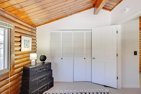 Near Golf & Pelican Lake: Log Cabin w/ Deck!