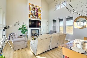 Dale Hollow Lake Views & Hot Tub: Tennessee Escape