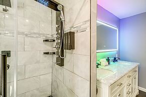 5 Mi to Dtwn: Family-friendly Home in Roanoke!
