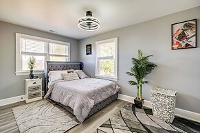 5 Mi to Dtwn: Family-friendly Home in Roanoke!