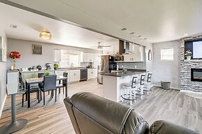 5 Mi to Dtwn: Family-friendly Home in Roanoke!