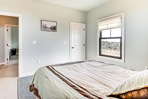 Family-friendly Apt w/ Lake Views in Ponca City!