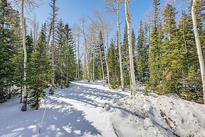 < 1 Mi to Brian Head Resort: Spacious Cabin!