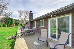 River Access & Gorgeous Views: Pisgah Forest Home!