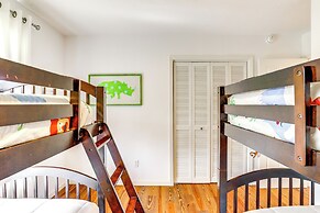 River Access & Gorgeous Views: Pisgah Forest Home!