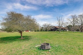 River Access & Gorgeous Views: Pisgah Forest Home!