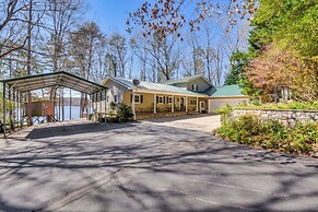 Lake Hartwell Haven w/ Boat Dock in Westminster!