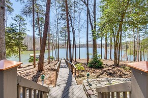 Lake Hartwell Haven w/ Boat Dock in Westminster!