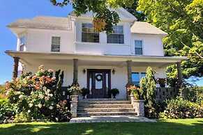 Hike, Fish, Ski & More: Spacious Gem in Catskills!