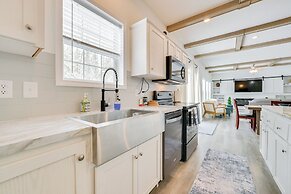 Walk to Beach: Modern Retreat in Presque Isle!